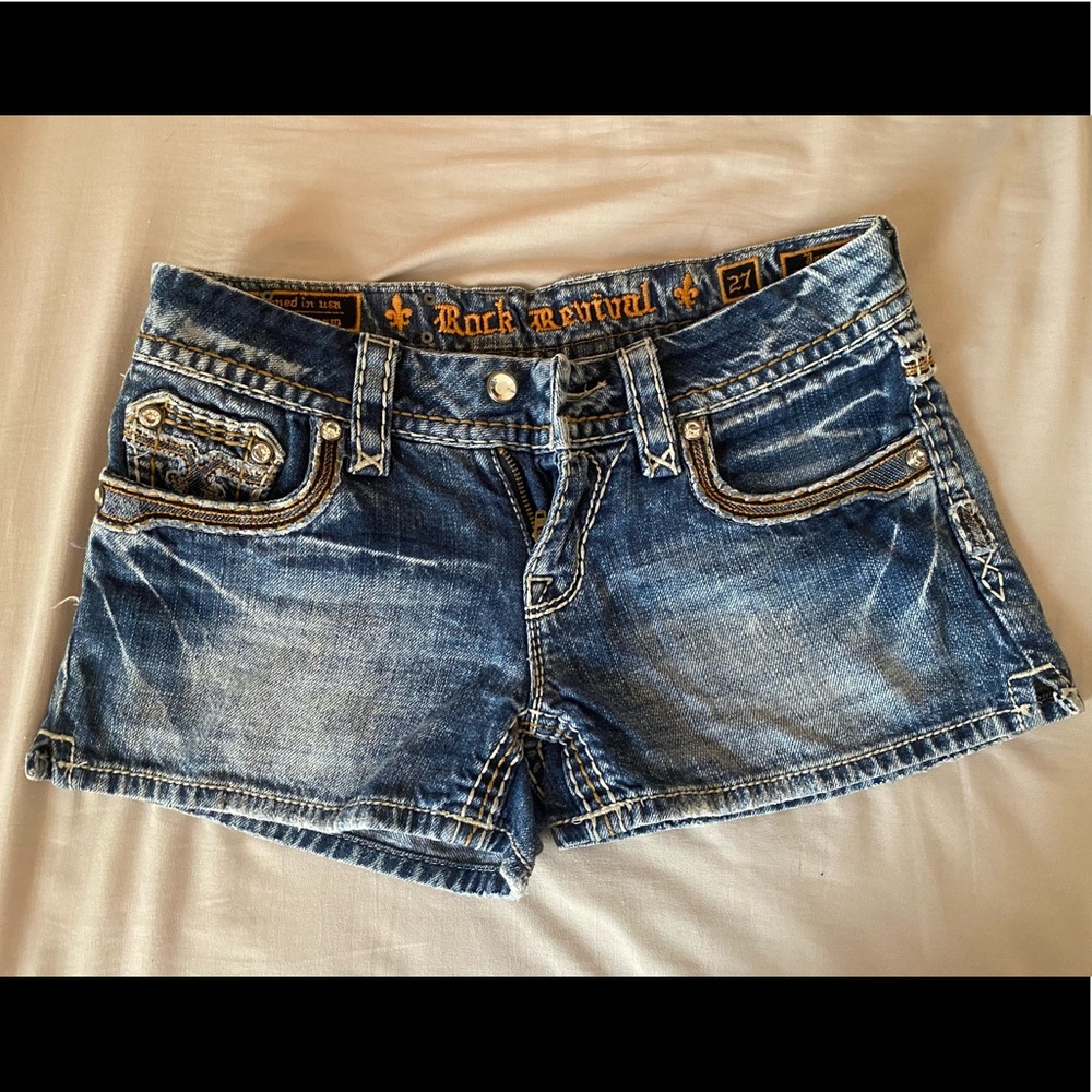 Rock revival shorts size 27